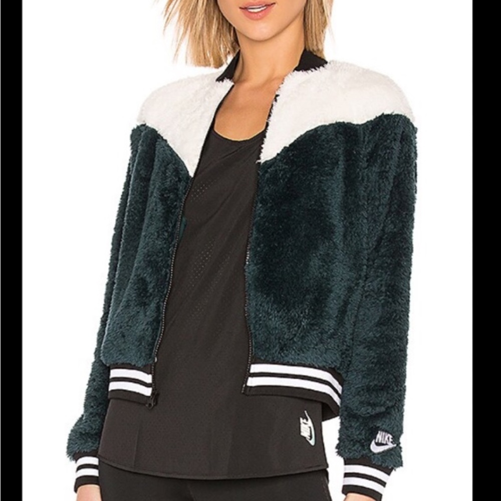 Nike Women's Green and White Fleece Jacket